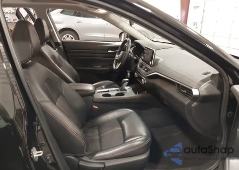 2019 Nissan Altima 2.5 Sr z USA, uszkodzony, nr VIN 1N4BL4CV5KC187337